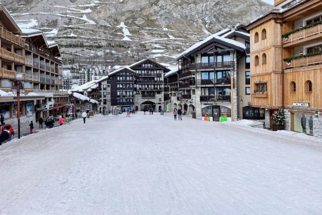 Central 3 Bedroom Chalet With Balcony Val-d'Isere Exterior photo